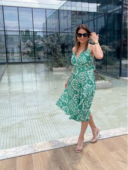 Yeşil Desenli Sırt Detaylı Elbise